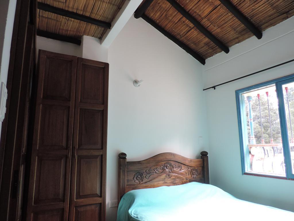 Hotel Los Geranios Дуитама Номер фото