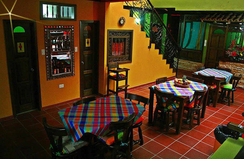 Hotel Los Geranios Дуитама Экстерьер фото