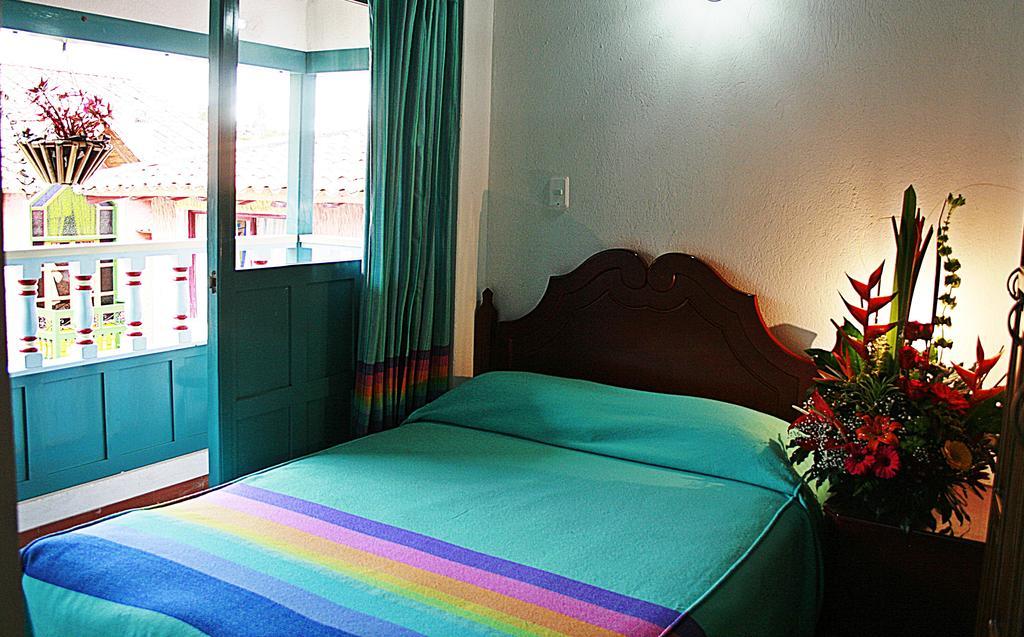 Hotel Los Geranios Дуитама Экстерьер фото